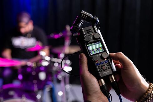 Zoom H5studio Handy Recorder Bundle with Official Accessory Pack, 32-Bit Float Recording, Detachable XY Microphone, 64GB microSDHC Card, Batteries, and Cleaning Cloth in Saudi Arabia