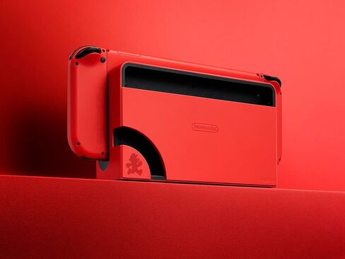 Nintendo Switch - طراز OLED: إصدار Mario Red (إصدار مميز متجدد) in Kuwait
