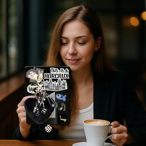 مجموعة ملحقات SAANG & JAT Y2K Kindle، سلسلة مفاتيح Dice Star متوافقة مع القارئ الإلكتروني Kindle Paperwhite الجيل الحادي عشر/الثاني عشر، تتضمن سحر سدادة الغبار من النوع C/USB C، مثالية لديدان الكتب in Kuwait