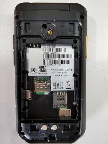 هاتف Unifone S22 الذكي القابل للطي (16 جيجابايت) شاشة لمس 2.8 بوصة هاتف خلوي متين Android 11، IP68 مقاوم للماء، فتحة نانو واحدة 4G LTE GSM، متوافق مع T-Mobile، AT&T (أسود) in Kuwait