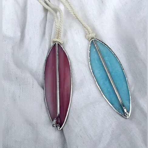 Surfboard Car Decor Charm Beach Rear View Mirror Accessories Stained Glass Car Accessories Ocean Decor Hanging Sun Catcher Surfer for Women Man in Saudi Arabia
