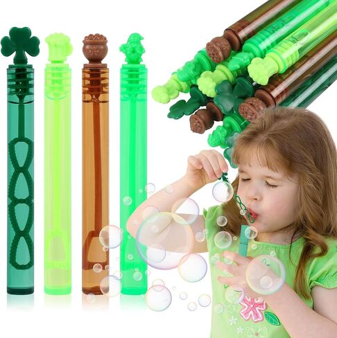 CCINEE 40pcs Christmas Bubble Wands Bulk, Mini Bubbles for Kids Party Favors Bulk Xmas Bubbles Pipe Toys Stocking Stuffers Classroom Prize Santa Snowman Bubble Sticks in Saudi Arabia