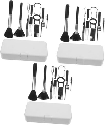 Electronics Cleaning Kit for Headphones Earbuds Keyboards Safe Gentle Cleaning Tools Set Portable and Convenient in Saudi Arabia