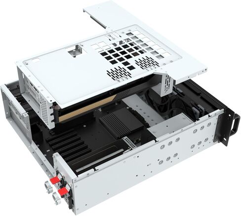 هيكل خادم Silverstone Technology RM32 3U Rackmount يدعم بطاقات الرسومات المتطورة ذات 4 فتحات ومشعات مقاس 360 مم، SST-RM32 in Saudi Arabia