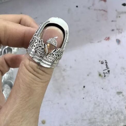 Yellow-17mm Retro Sewing Thimble Adjustable Open Nail Acorn Finger Hand Sewing Quilting for Household Embroidery in Saudi Arabia