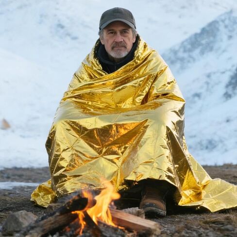 1 Pcs Emergency Thermal Blanket for Outdoor Survival and Travel Insulation Sheet for Hiking Camping and First Aid Family (Silvery) in Saudi Arabia