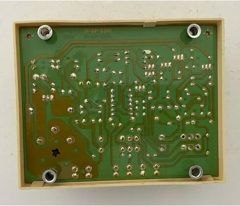 استبدال لوحدة التحكم التجريبية المتقطعة UT B13707-23A HSC1002-2 OEM in Saudi Arabia