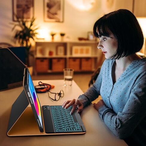 حافظة DTTO لجهاز iPad 11th (A16)/ الجيل العاشر مع لوحة مفاتيح (2025/2022)، غطاء جلدي قابل للفصل بإضاءة خلفية لاسلكية بـ 7 ألوان مع حامل أقلام وجيب، أسود بني in Kuwait