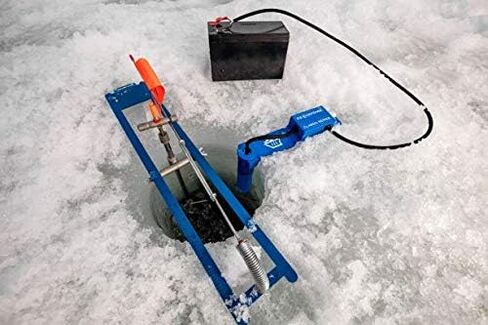 Classic Series Ice Hole Opener - Blue - Straight Edge Alloy Steel Blade - Compact Style - Ideal for Cutting Ice in Saudi Arabia