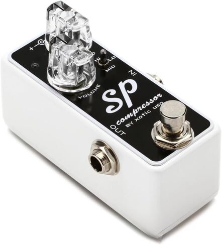 دواسة تأثيرات الجيتار Xotic SP Compressor + 15dB من حزمة التعزيز مع 12x مختارات حاجز وقماش تلميع الصوت السائل in Saudi Arabia