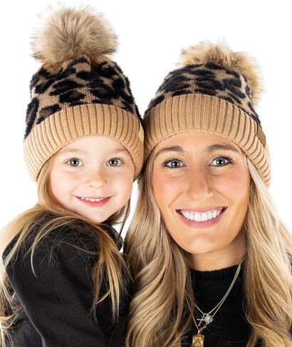 Funky Junque Mommy & Me Pom Beanies - قبعة صغيرة نسائية منسوجة مريحة وقبعة شتوية للفتيات الصغيرات للأعمار من 1 إلى 4 سنوات، مجموعة رائعة in Kuwait
