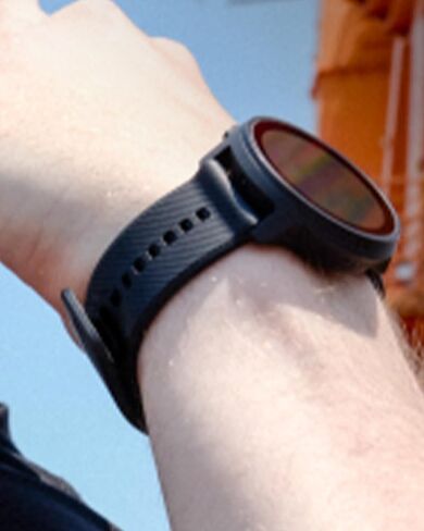 SUUNTO Vertical 2 GPS Sport Watch with 1.5" AMOLED Touchscreen, Pine Green & SUUNTO 22 ATH6 Silicone Strap All Black S+M in Saudi Arabia