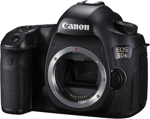 حزمة كاميرا Canon EOS 5DS DSLR | مستشعر كامل الإطار بدقة 50.6 ميجابكسل، وتصوير عالي الدقة، ونظام التركيز البؤري التلقائي المتقدم، وDIGIC 6 مزدوج | لتصوير الاستوديو والمناظر الطبيعية (0581C002) + بطاقة 64 جيجابايت + محول EF-EOS R + in Kuwait