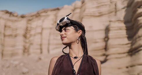 الطائرة بدون طيار INSTA360 Antigravity A1 - حزمة المستكشف in Kuwait
