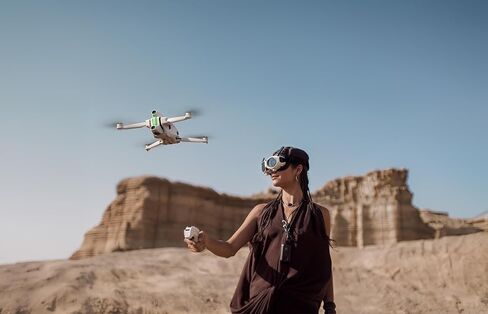 الطائرة بدون طيار INSTA360 Antigravity A1 - حزمة المستكشف in Kuwait