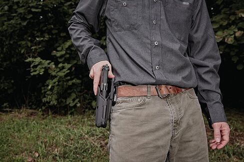 BLACKHAWK Omnivore Multi Fit Non Light Bearing Pistol Case, Right, Black, One Size in Saudi Arabia