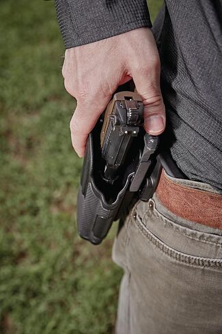 BLACKHAWK Omnivore Multi Fit Non Light Bearing Pistol Case, Right, Black, One Size in Saudi Arabia