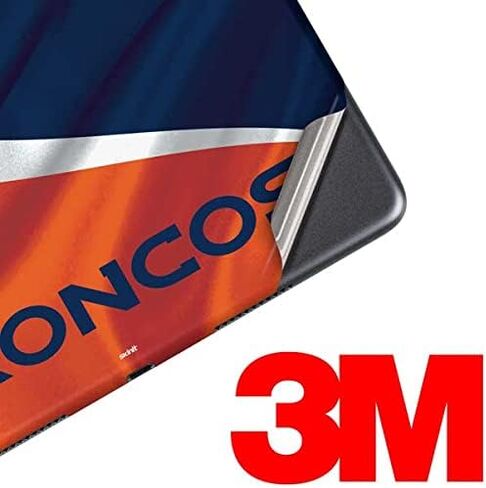 غلاف Skinit للكمبيوتر اللوحي متوافق مع iPad 10.2in (2021) - تصميم مرخص رسميًا من NFL Denver Broncos in Saudi Arabia