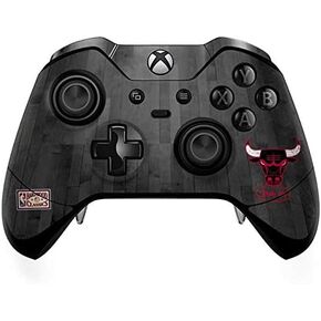غلاف Skinit المخصص للألعاب متوافق مع وحدة تحكم Xbox One Elite - تصميم كلاسيكيات الخشب الصلب المرخص رسميًا من NBA Chicago Bulls in Kuwait