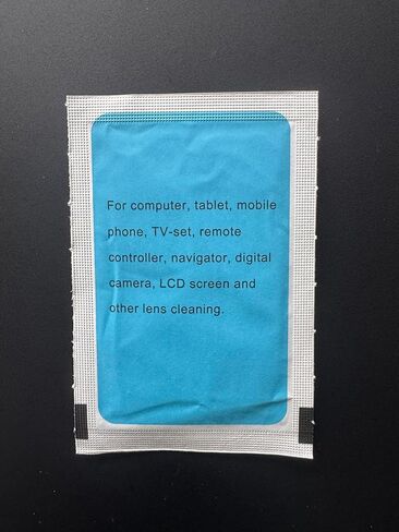 مجموعة تركيب واقي الشاشة من Megoo - مجموعة أدوات احترافية لأجهزة iPad والكمبيوتر اللوحي، تتضمن ملصقات رفع ومزيلات غبار ومناديل - نظام تحكم خالٍ من الفقاعات in Kuwait