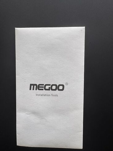 مجموعة تركيب واقي الشاشة من Megoo - مجموعة أدوات احترافية لأجهزة iPad والكمبيوتر اللوحي، تتضمن ملصقات رفع ومزيلات غبار ومناديل - نظام تحكم خالٍ من الفقاعات in Kuwait
