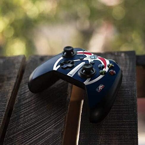 ملصق Skinit المخصص للألعاب متوافق مع وحدة تحكم Xbox One S - تصميم شعار كبير مرخص رسميًا من NBA Washington Wizards in Kuwait