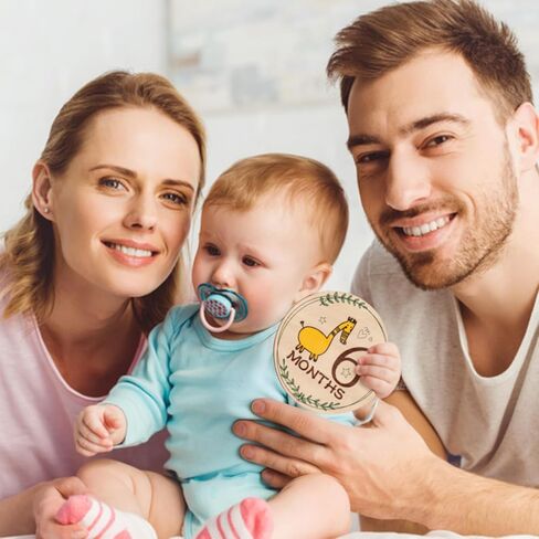 8 Pcs Baby Monthly Milestone Cards- Baby Milestone Signs Wooden Discs 8 Double-Sided Animal Marker Cards for Newborn Photos, Pregnancy Keepsakes & Baby Gift Sets 8pcs Doubleside in Kuwait