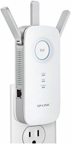 TP-Link WiFi repeaters (6.0 x 3.0 x 2.5) in Saudi Arabia
