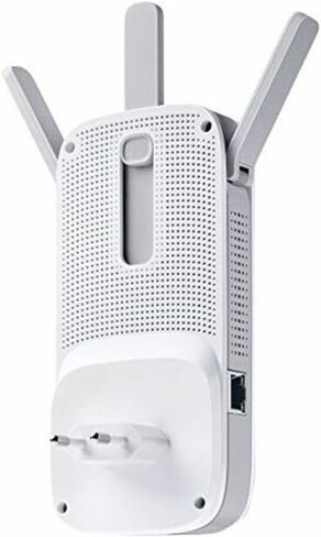 TP-Link WiFi repeaters (6.0 x 3.0 x 2.5) in Saudi Arabia