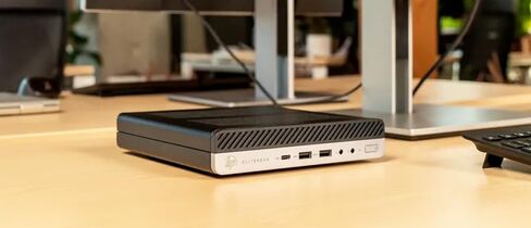 كمبيوتر مكتبي صغير HP EliteDesk 705 G4: AMD رباعي النواة Ryzen 3 Pro 2200G يصل إلى 3.6 جيجا هرتز، وذاكرة الوصول العشوائي DDR4 سعة 8 جيجا بايت، ومحرك أقراص SSD سعة 256 جيجا بايت، ونظام التشغيل Windows 11 Pro (متجدد) in Kuwait