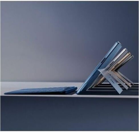 Microsoft Surface Pro 11 Copilot+ PC تابلت - 13 بوصة - تقنية vPro - 16 جيجا بايت - 512 جيجا بايت SSD - Windows 11 Pro - أسود in Saudi Arabia