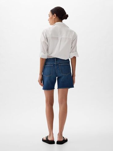 GAP Women's 5" Short in Saudi Arabia