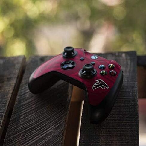 ملصق Skinit المخصص للألعاب متوافق مع وحدة تحكم Xbox One Elite - تصميم رؤية مزدوجة مرخص رسميًا من NFL Atlanta Falcons in Kuwait