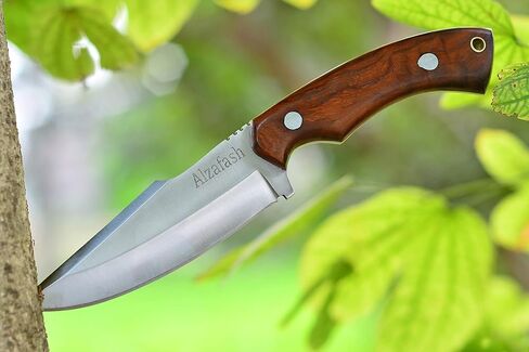 سكين Bushcraft، سكين صيد بغمد، سكين حزام بمقبض من خشب الورد، سكين بشفرة من الفولاذ عالي الكربون (الوحش) in Saudi Arabia