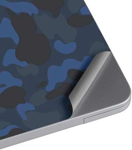 غلاف كمبيوتر محمول من Skinit متوافق مع جهاز MacBook Air 15 بوصة (2023) مصمم في الأصل بتصميم Blue Street Camo in Kuwait