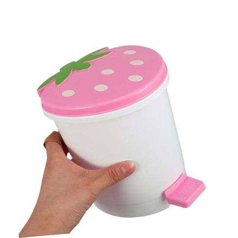 Office Desktop Trash Can Small Trash Bin Home Cartoon Wastebasket Mini Desktop Strawberry Plastic Wastebasket for Small Spaces in Kuwait