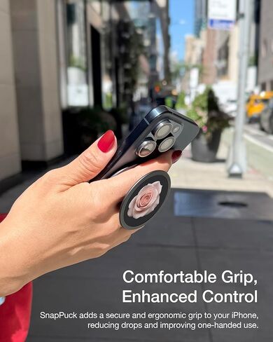 حامل SnapPuck Grip، متوافق مع MagSafe، حامل هاتف قابل للطي فائق النحافة، مسند، قفل مغناطيسي (نمط ألياف الكربون) in Kuwait