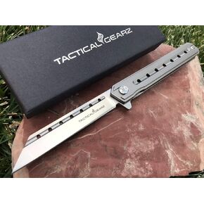 سكين جيب تيتانيوم قابل للطي من TACTICAL GEARZ لـ EDC، مقبض تيتانيوم Tc4 صلب، شفرة تانتو D2 فولاذية، يتضمن غمدًا (أونيكس بلاتينيوم) in Kuwait