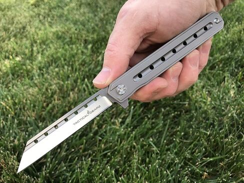 سكين جيب تيتانيوم قابل للطي من TACTICAL GEARZ لـ EDC، مقبض تيتانيوم Tc4 صلب، شفرة تانتو D2 فولاذية، يتضمن غمدًا (أونيكس بلاتينيوم) in Kuwait