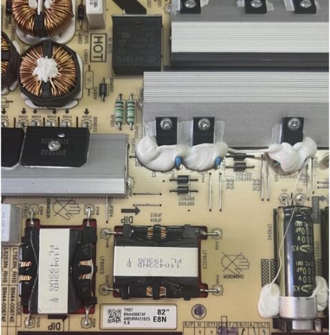 لوحة إمداد الطاقة للتلفزيون BN44-00874F L82E8N_RHS متوافقة مع Samsung UE82RU8000U، QN82Q60RAFXZA، QN82Q6DRAFXZA in Kuwait