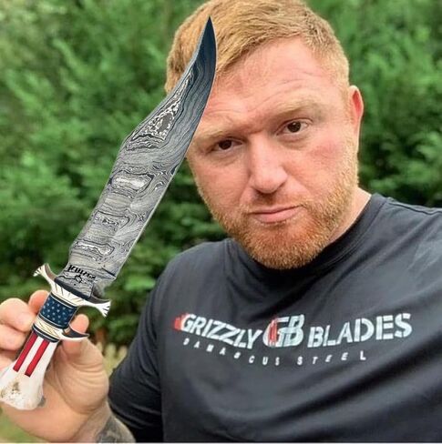 'NoonKnives: مقبض سكين GUTT مصنوع يدويًا مصنوع يدويًا من الفولاذ الدمشقي، مادة عظمة علم الولايات المتحدة الأمريكية حمض مؤلم (نجمة) in Kuwait