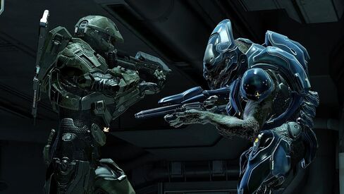 Halo 4 Limited Edition -Xbox 360 (متجددة) in Saudi Arabia