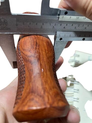 جديد! استنساخ مقابض Padauk الخشبية المتوافقة مع 5&W، N Frame Square Butt، كل المدقق مغلق من الخلف in Kuwait