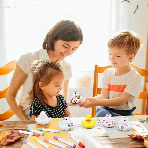 50 جهاز كمبيوتر شخصى 2 بوصة البط المطاطي الأبيض الفارغ بكميات كبيرة هدايا عيد الحب للأطفال DIY البط مع أقلام من 24 لونًا تعويم صرير مضحك بطة مطاطية حمام دش لعبة هدية عيد ميلاد الأنشطة تحت عنوان حزب صالح in Kuwait