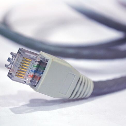 100 قطعة غطاء أحذية موصل Rj45 غطاء كابل شبكة بلاستيكي 0.6-0.65 مم لتخفيف الضغط لمقابس إيثرنت مناسبة لحماية وإصلاح كابل الشبكة in Saudi Arabia