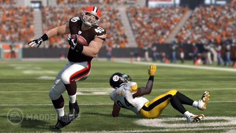 Madden NFL 12 - Sony PSP (متجدد) in Kuwait