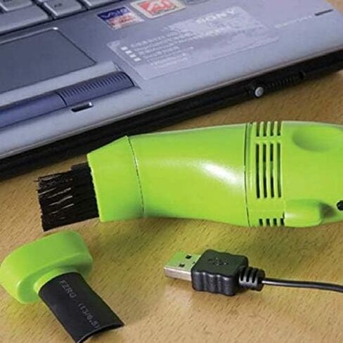 مكنسة كهربائية صغيرة لسطح المكتب USB مع فرش (عشوائي) in Saudi Arabia