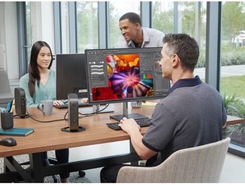 HP t740 Thin ClientAMD Ryzen V1756B رباعي النواة (4 النواة) 3.25 جيجاهرتز - متوافق مع TAA - شريحة AMD - ذاكرة وصول عشوائي DDR4L SDRAM سعة 8 جيجابايت - فلاش 32 جيجابايت - رسومات AMD Radeon Vega 8 - Gigabit Ethernet ThinPro - DisplayPo in Kuwait