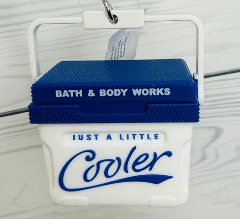 Bath and Body Works White and Blue Cooler Pocketbac Hand Sanitzer Holder in Saudi Arabia