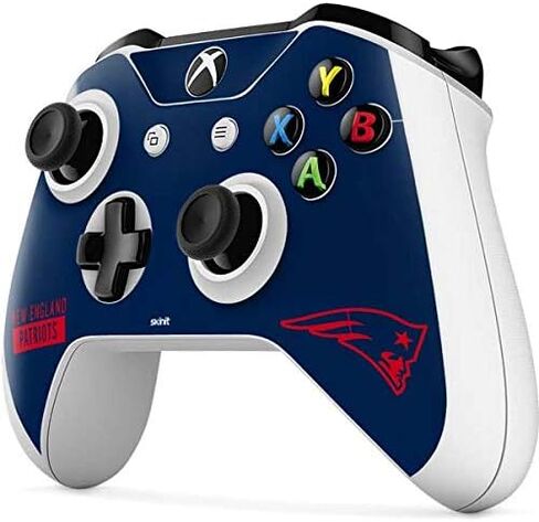 غلاف Skinit المخصص للألعاب متوافق مع وحدة تحكم Xbox One S - تصميم سلسلة الأداء الأزرق المرخص رسميًا من الدوري الوطني لكرة القدم الأمريكية (NFL New England Patriots). in Kuwait